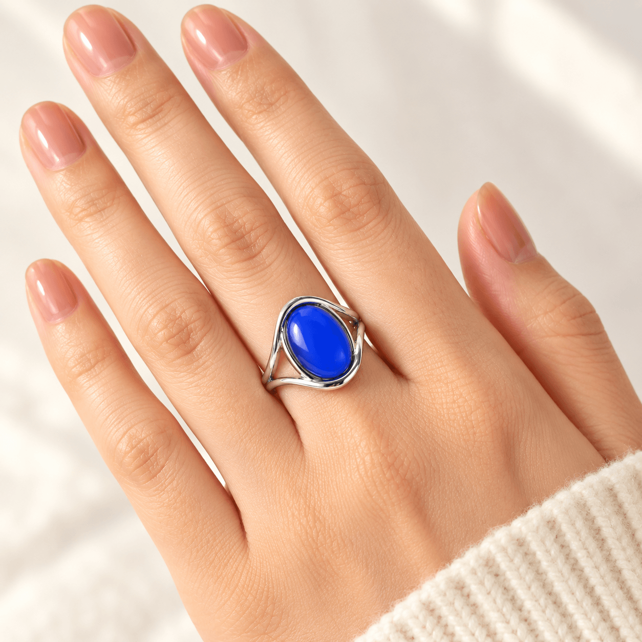 Soft Curve Mood Ring