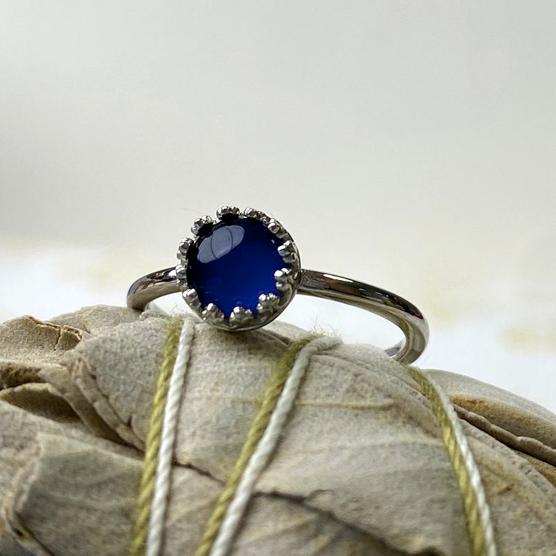 Exquisite Crown Mood Ring