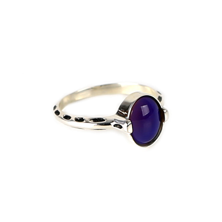 Antiqued Oval Color Changing Mood ring In Sterling Silver - aurorapromise