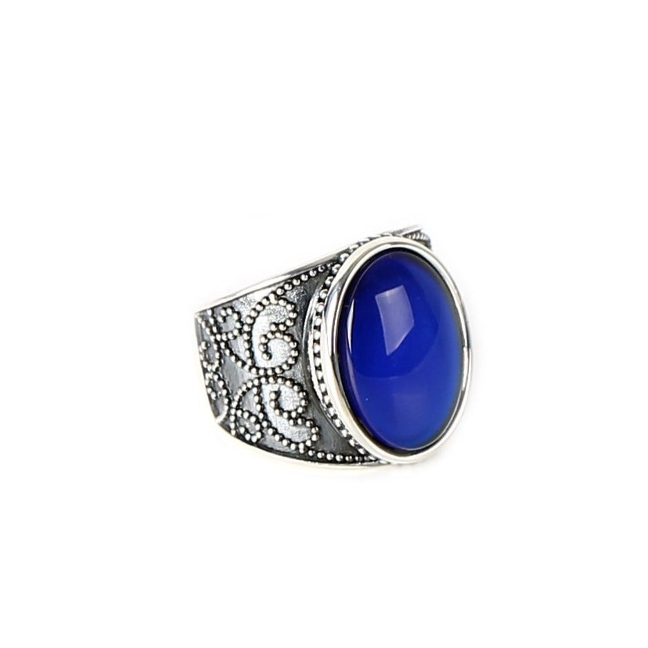 Mood ring color meanings for the retro jewelry trend - and what blue,  green, yellow & black meant - Click Americana
